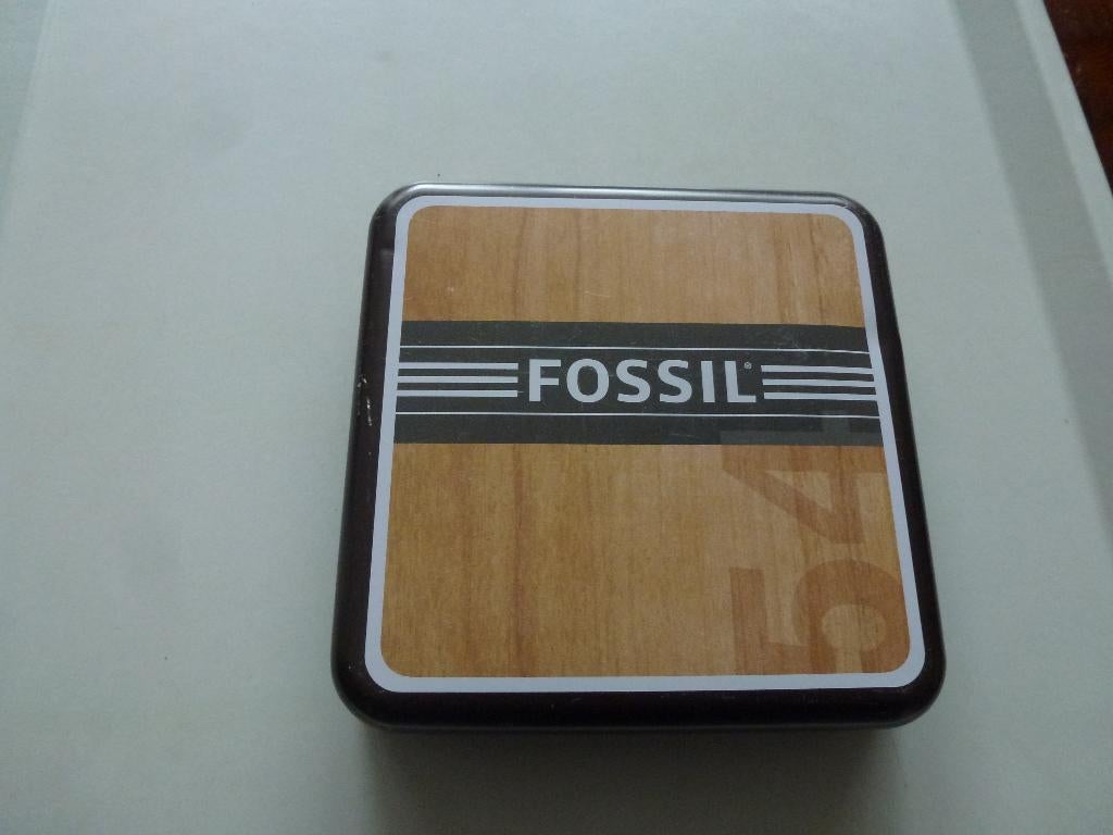 te koop fossil ketting 95cm lang, Ophalen of Verzenden, Nieuw, Zilver, Overige materialen