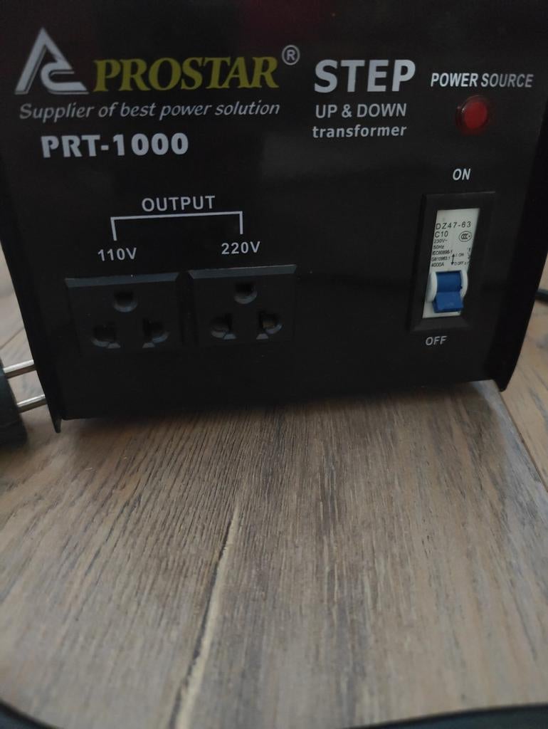 Prostar PRT-1000 Spanningsomvormer 1000W 110V  220V, Ophalen of Verzenden