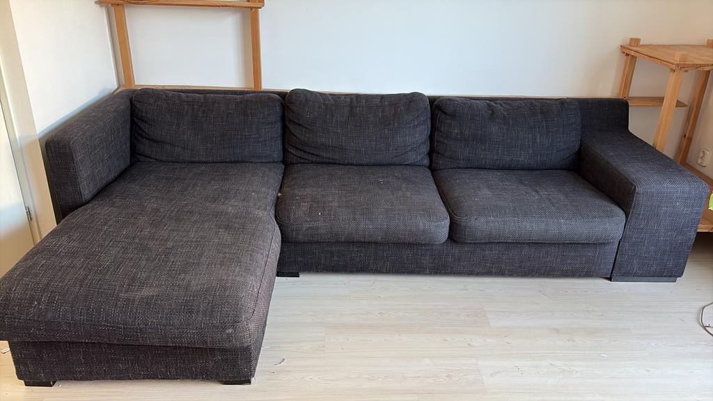 Laatste kans: donkergrijze hoekbank met chaise longue, Ophalen, 250 tot 300 cm, Gebruikt, 100 tot 125 cm