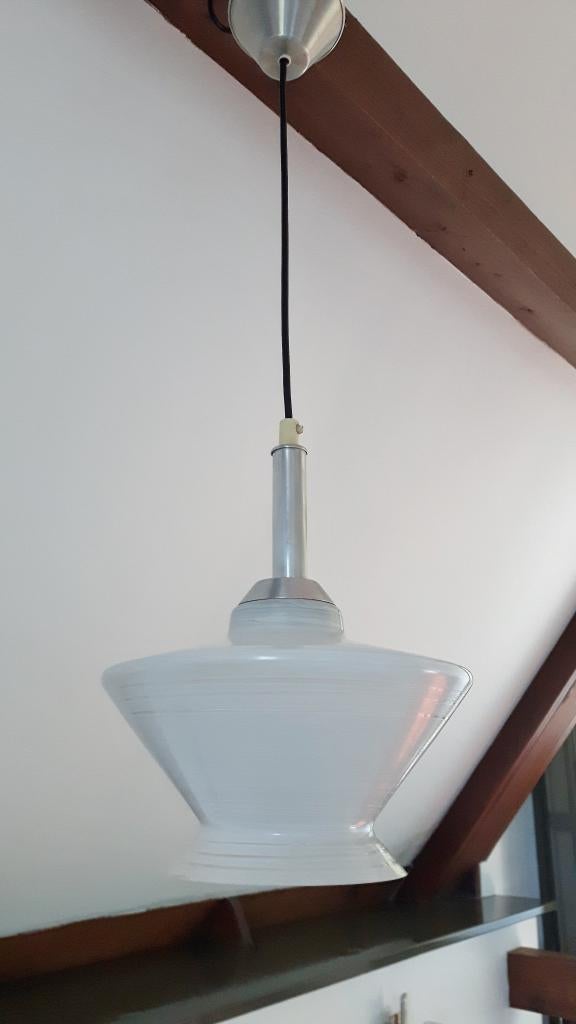 Prachtige hanglamp met bewerkte glazen kap Art Deco, Ophalen of Verzenden, Glas, Zo goed als nieuw, Minder dan 50 cm
