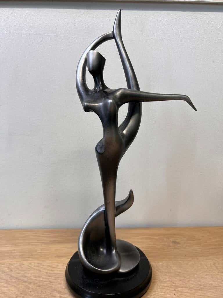 Abstract beeld vrouw ballerina sculptuur metallook, Antiek en Kunst, Kunst | Designobjecten, Ophalen of Verzenden