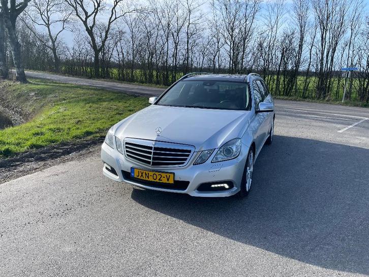 Mercedes-Benz E-Klasse 3.5 E350 CGI Estate AUT, Auto's, Mercedes-Benz, Particulier, E-Klasse, ABS, Achteruitrijcamera, Adaptieve lichten