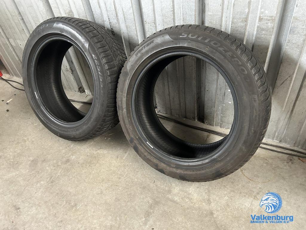 6mm! Winterbanden 225/55R18 Pirelli Sottozero 3, 18 inch, Gebruikt, -, -