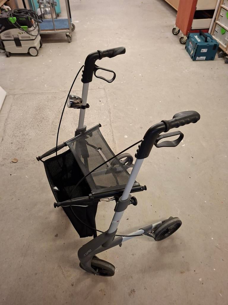 Rollator Topro met lamp, Diversen, Rollators, Ophalen