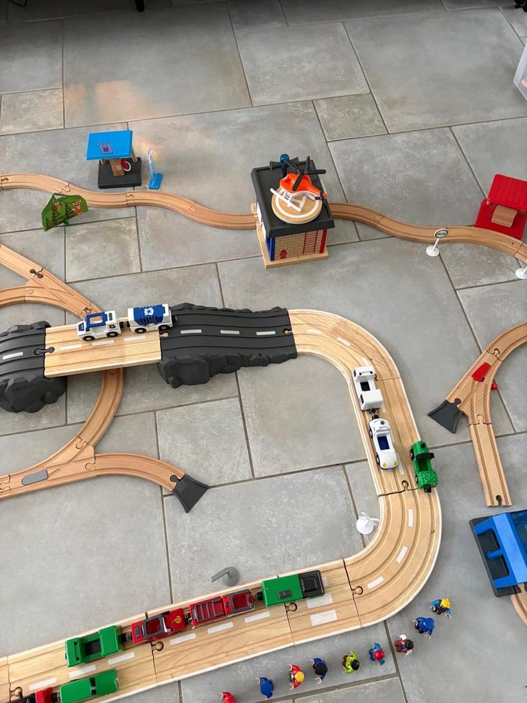 Grote Houten Treinset met Accessoires, Ophalen, Zo goed als nieuw