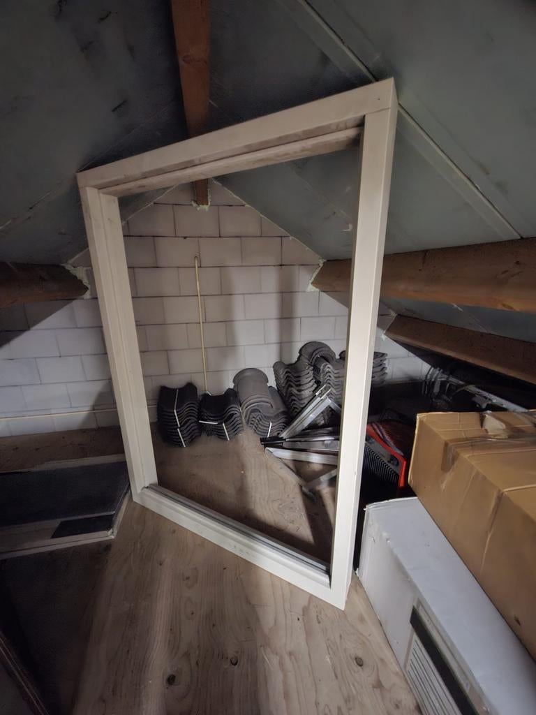 Hardhouten kozijn voor binnengeglazing., Doe-het-zelf en Verbouw, Kozijnen en Schuifpuien, Raamkozijn, 75 tot 150 cm, Hout, Ophalen