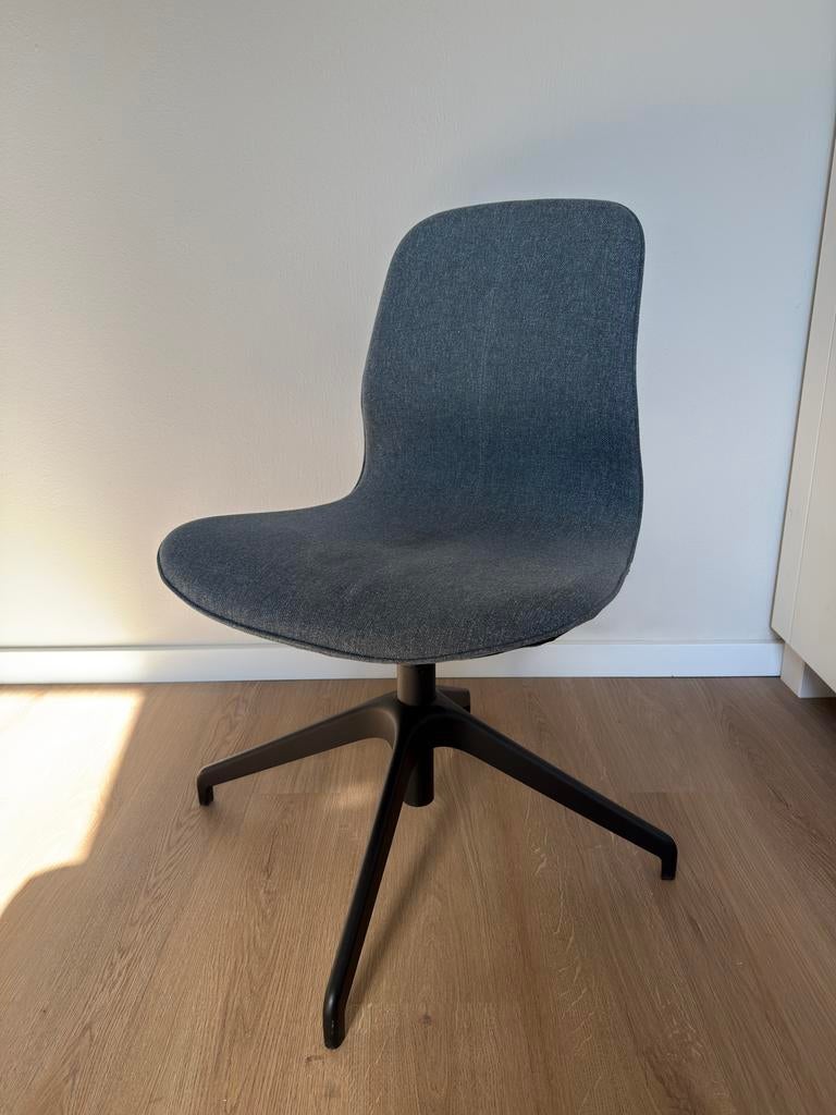 IKEA Langfjall blauwe bureaustoel met draaivoet, Ophalen, Zo goed als nieuw, Blauw, Bureaustoel