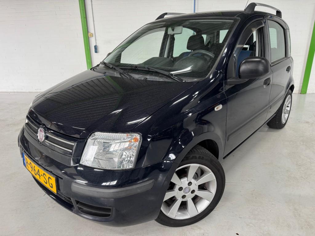 Fiat PANDA Benzine / Automaat / Trekhaak / LM velgen / APK 0, Auto's, Gebruikt, 1242 cc, 840 kg, Bedrijf