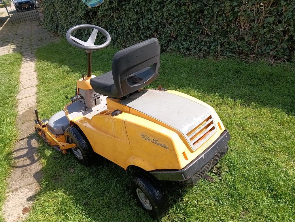 Stiga villa senator zitmaaier elektrische start, Ophalen, Gebruikt