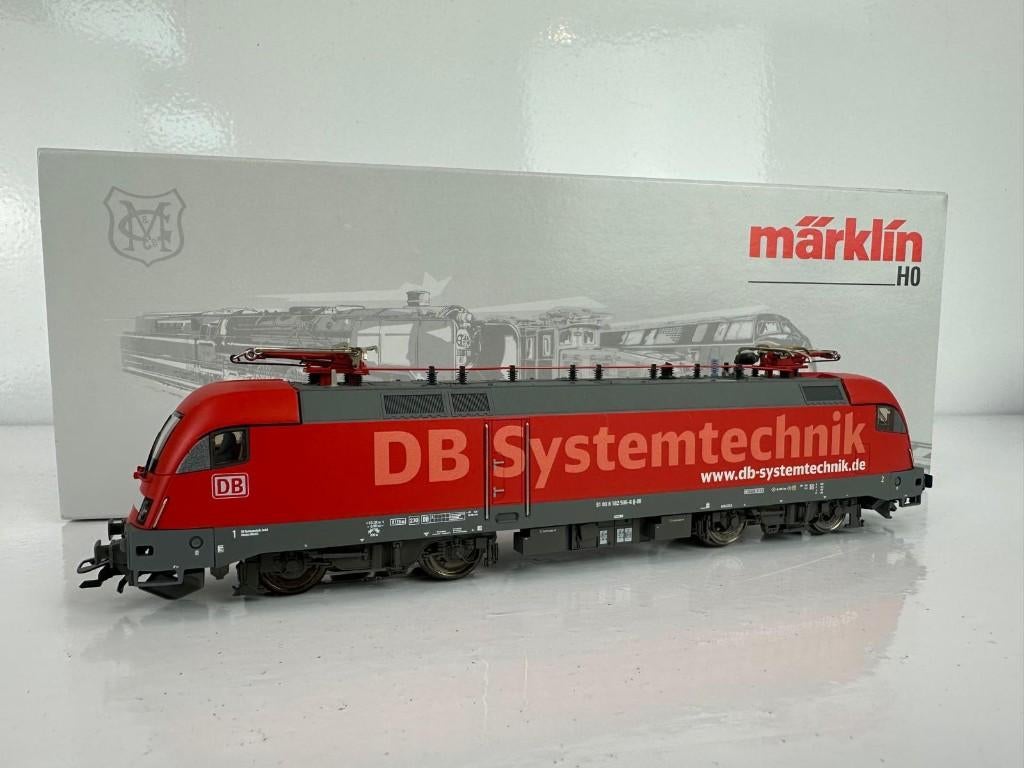 Marklin 39848 - Elektrische locomotief serie 182 - Machinist, Hobby en Vrije tijd, Modeltreinen | H0, Wisselstroom, Locomotief