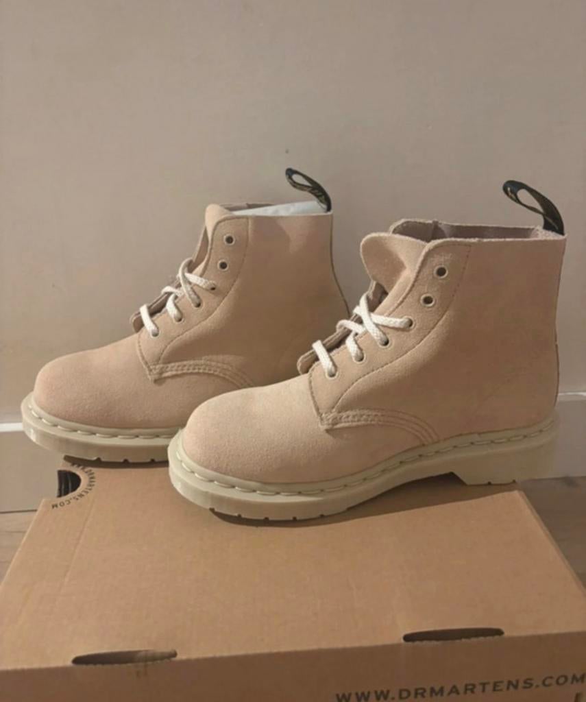 Dr. Martens 101 Mono Laarzen - Nieuw in Doos, Verzenden, Beige, Lage of Enkellaarzen, Nieuw