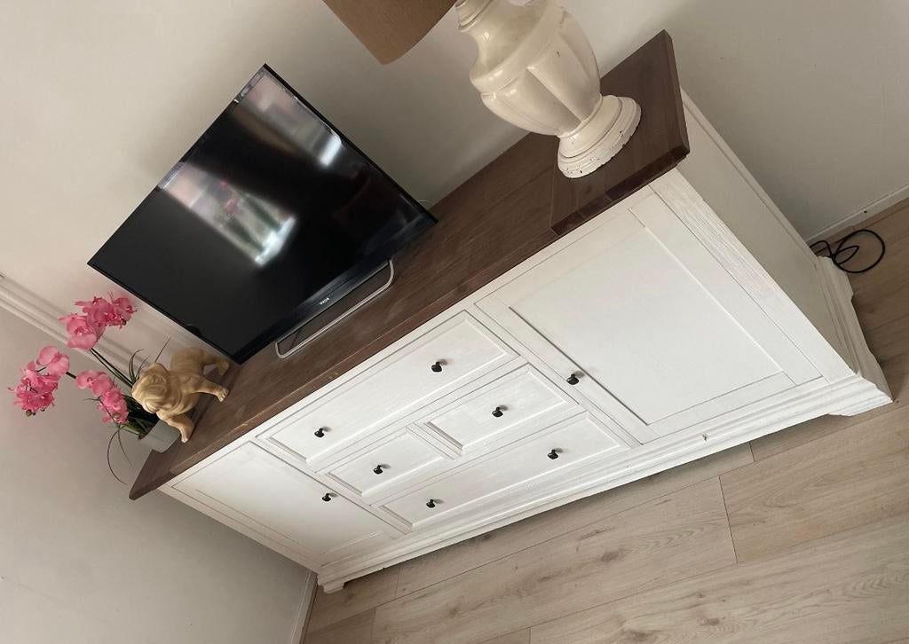 Landelijke dressoir, Huis en Inrichting, Kasten | Dressoirs, Ophalen, Zo goed als nieuw, 25 tot 50 cm, 200 cm of meer