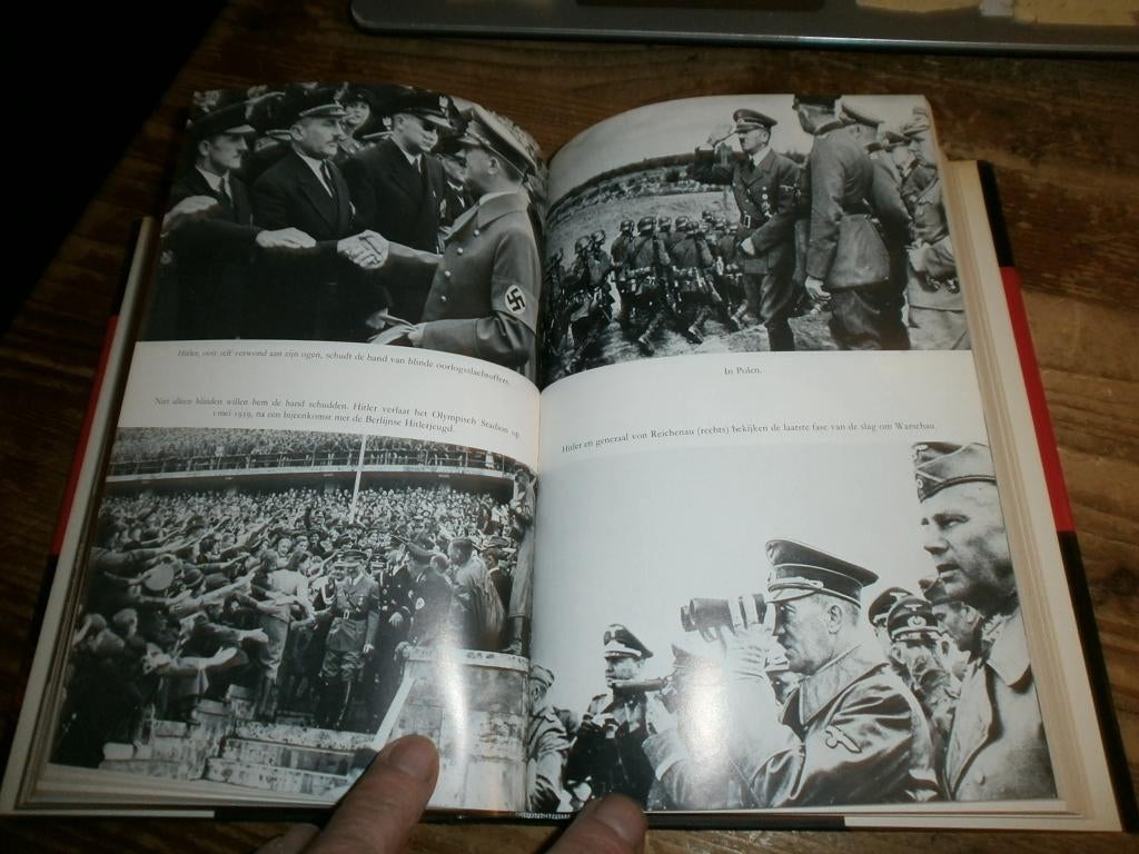 hitler leven en ondergang van een tiran met fotos wo 2, Ophalen of Verzenden, Tweede Wereldoorlog, Zo goed als nieuw, Overige onderwerpen