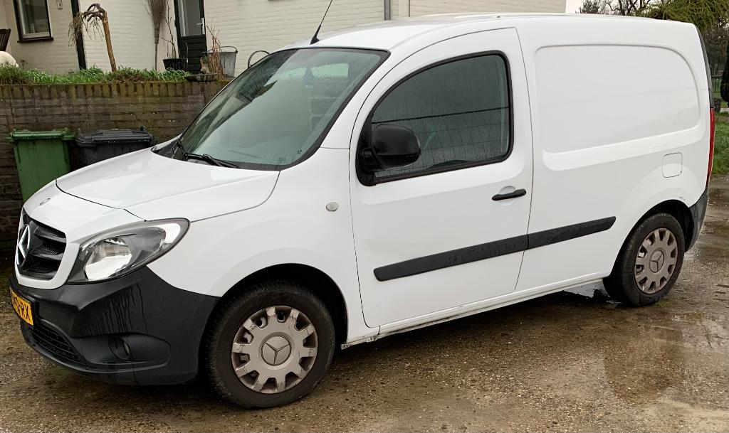 Mercedes-Benz Citan 1.5 CDI 66KW 2013, Stof, Zwart, 4 cilinders, Mercedes-Benz