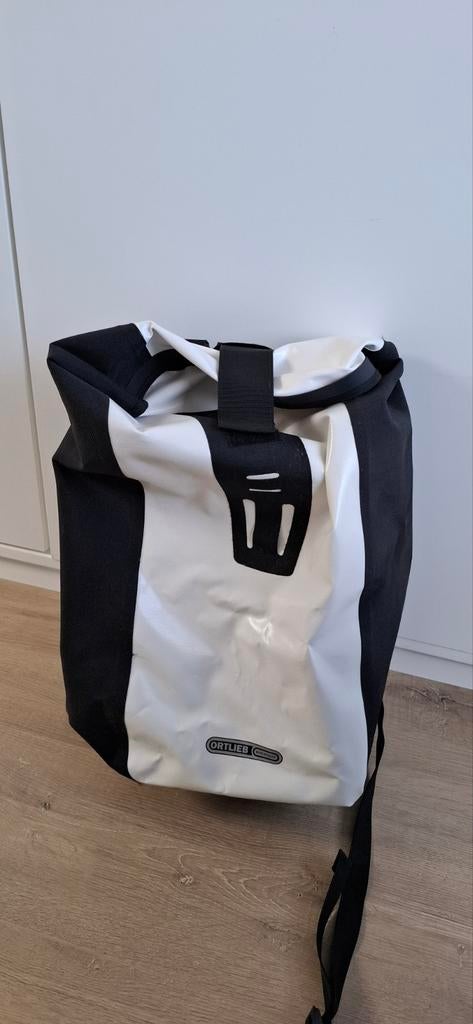 Ortlieb fiets rugtas waterdicht, Fietsen en Brommers, Fietsaccessoires | Fietstassen, Ophalen of Verzenden, Zo goed als nieuw
