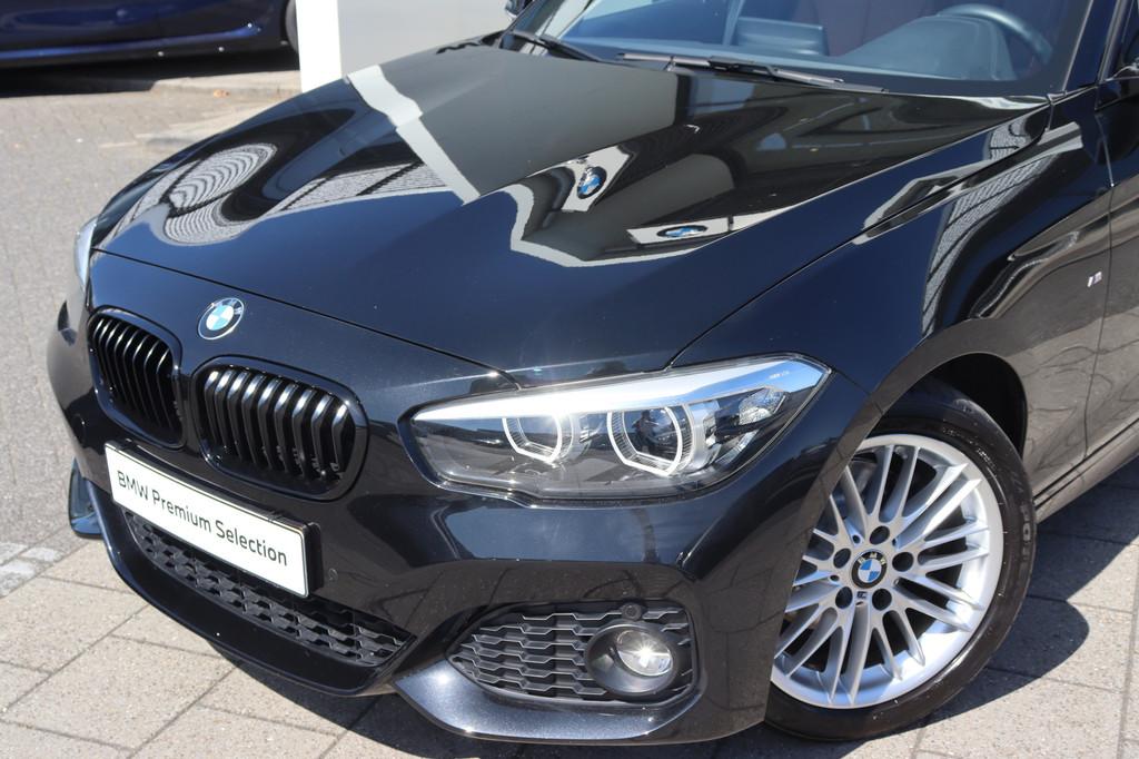 BMW 1 Serie 120i High Executive M Sport Automaat / Sportstoe, Auto's, 1998 cc, Achterwielaandrijving, Gebruikt, Euro 6