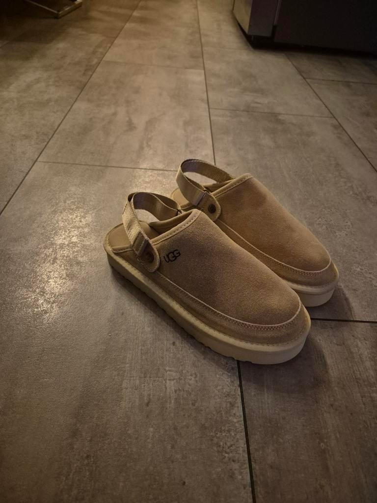 Ugg Goldenstar Clogs Maat 38, Beige, Gedragen, Ugg, Sandalen of Muiltjes