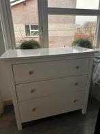 IKEA HEMNES ladekast 3 lades wit met bruine knopjes., Ophalen, 5 laden of meer, Zo goed als nieuw, Minder dan 100 cm
