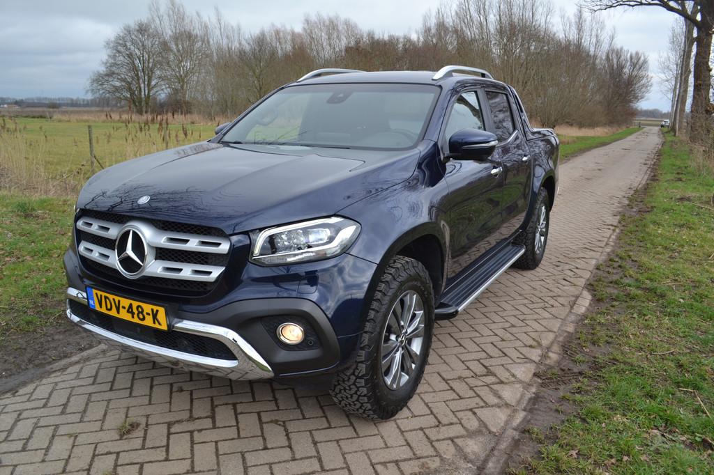 Mercedes-Benz X-Klasse 250 d 4-MATIC Pure (bj 2017), Lichtsensor, Gebruikt, Blauw, Leder