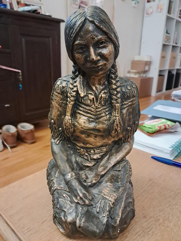 Indiaan beeld vrouw, gips met brons effect, Ophalen, Gebruikt, Mens