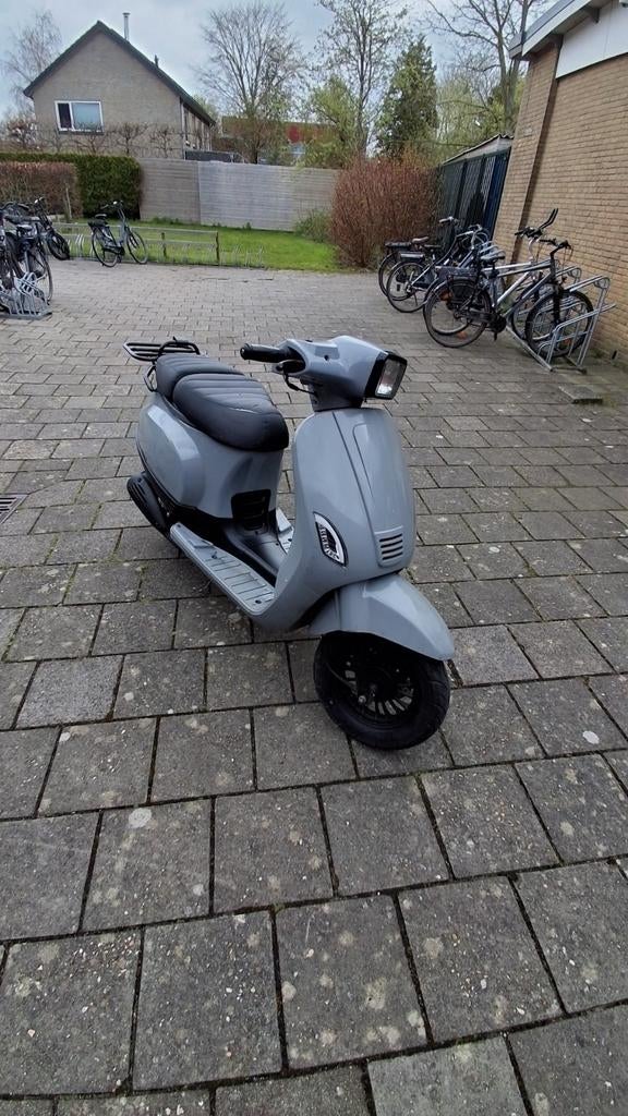 Agm 50cc, Fietsen en Brommers, Ophalen, Gebruikt, Benzine, Overige merken