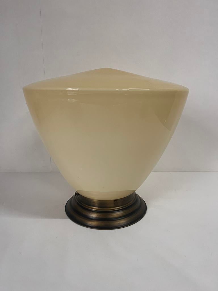 XXL zacht geel Art deco schoollamp vintage look brons houder, Huis en Inrichting, Ophalen of Verzenden, Zo goed als nieuw, Glas