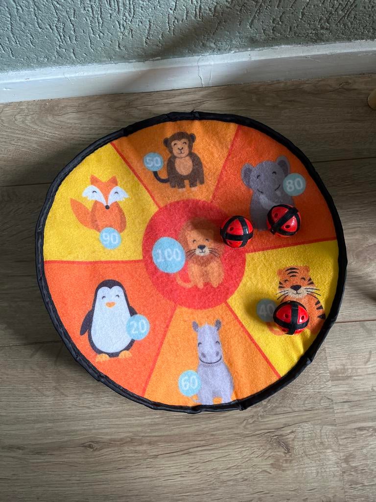 Gratis kinder dartbord met klittenband ballen, Ophalen, Gebruikt, Jongen of Meisje