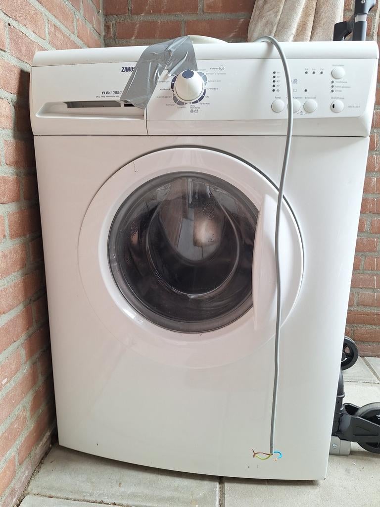 Zanussi wasmachine, Ophalen, Gebruikt, 1200 tot 1600 toeren, 85 tot 90 cm