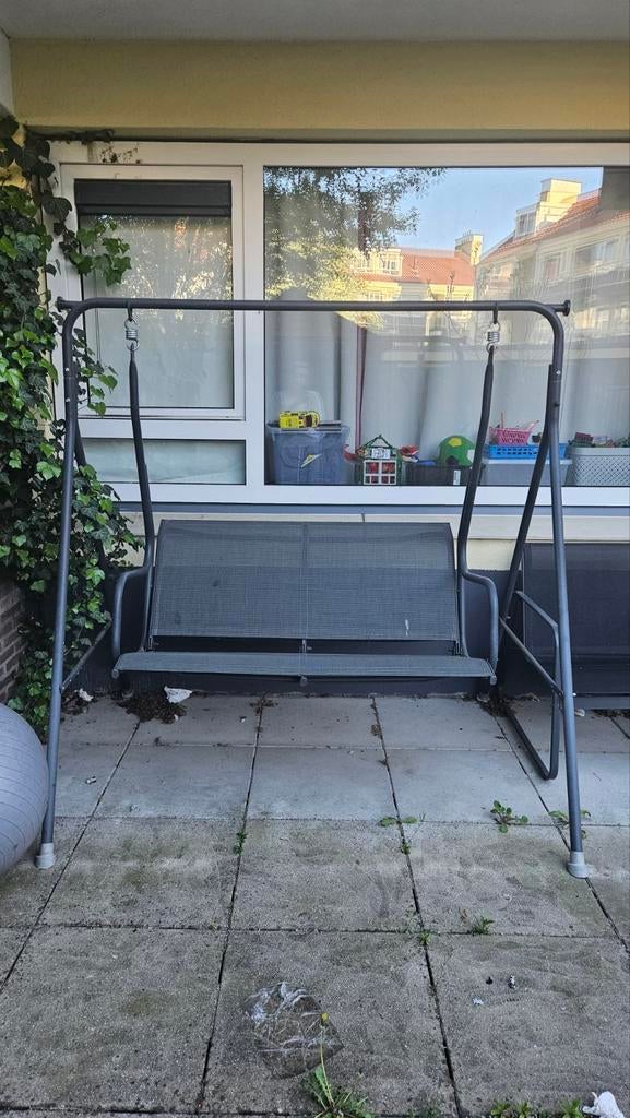 Comfortabele schommelbank voor buiten, Tuin en Terras, Tuinbanken, Ophalen of Verzenden, Gebruikt, Metaal, Schommelbank