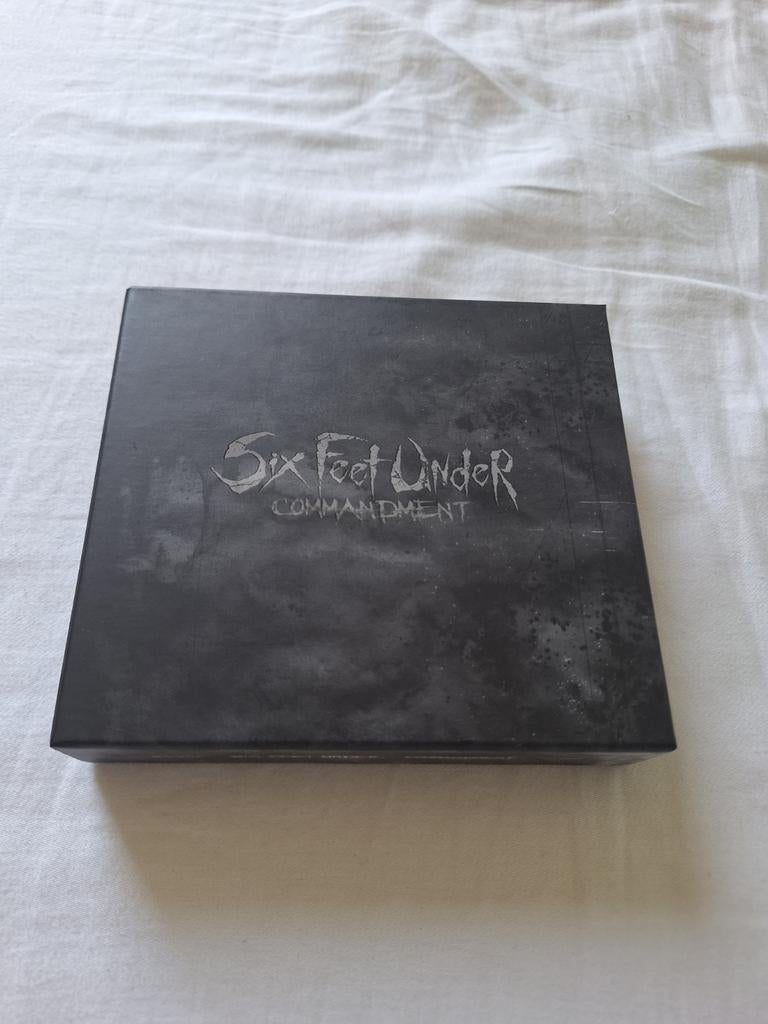 Six feet under commandment box, Verzenden, Zo goed als nieuw