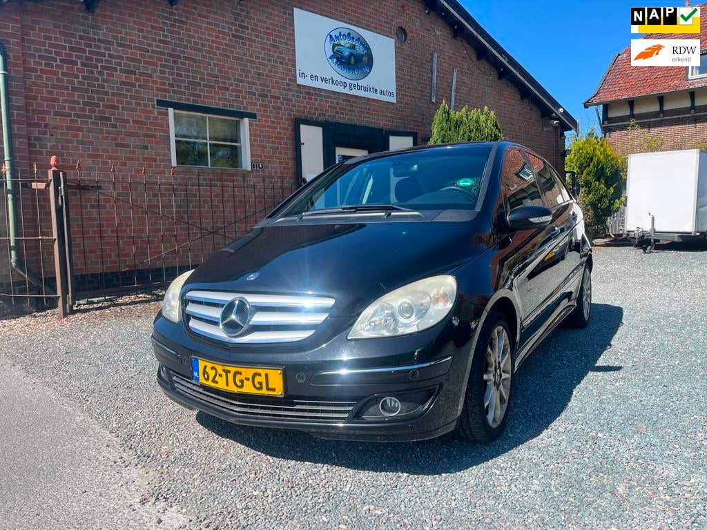 Mercedes-Benz B-klasse 170 ( Inruilkoopje + Automaat + Clima, Stof, Gebruikt, Zwart, 4 cilinders
