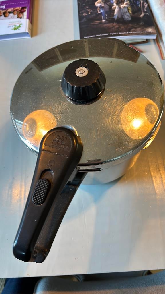 Fissler vitavit snelkookpan, Huis en Inrichting, Keuken | Potten en Pannen, Ophalen of Verzenden, Gebruikt, Kookpan of Snelkookpan