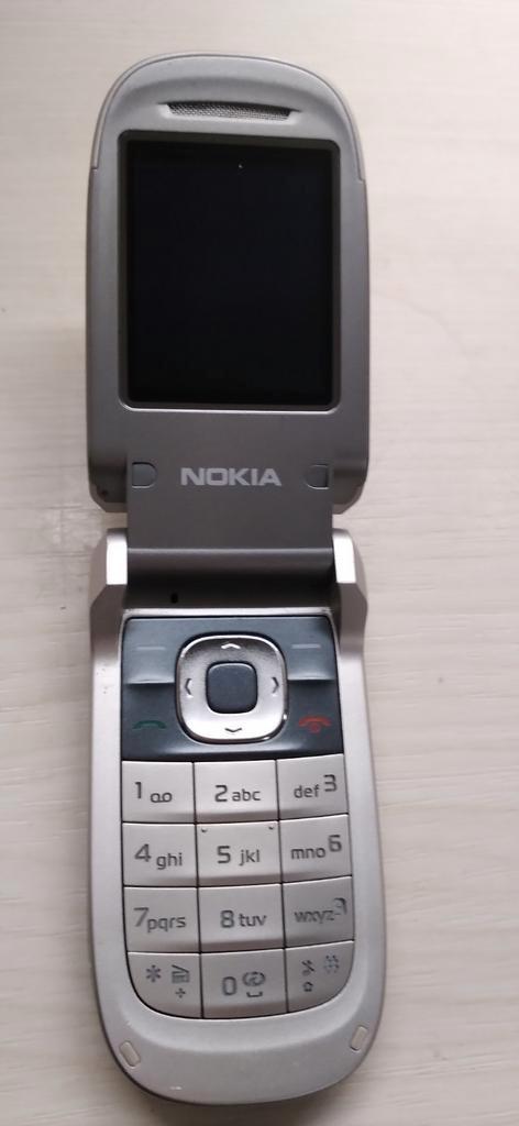 Nokia 2760 Klaptelefoon Vintage - Goede Staat + Lader, Telecommunicatie, Mobiele telefoons | Nokia, Gebruikt, Zonder abonnement