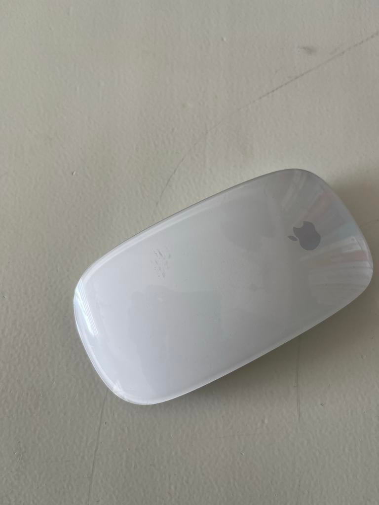 Apple Magic Mouse (A1296) - Draadloos op batterijen, Ophalen, Gebruikt, Draadloos, Muis