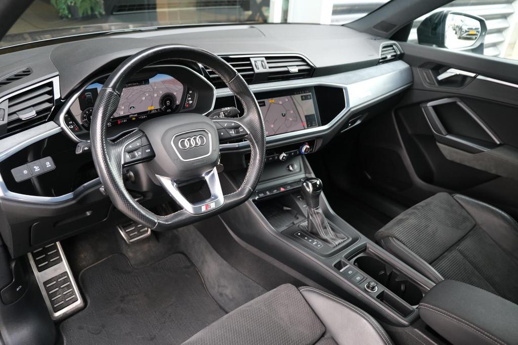 Audi Q3 Sportback 45 TFSIe 245pk 2x S-line Matrix Cam Cruise, Auto's, Audi, Gebruikt, Zwart, 4 cilinders, Hybride Elektrisch/Benzine