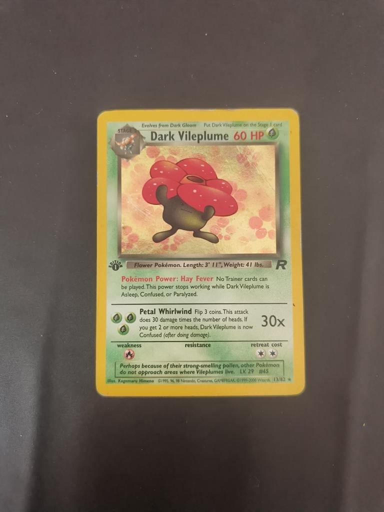 Dark Vileplume 1st edition (13/82), Ophalen of Verzenden, Zo goed als nieuw