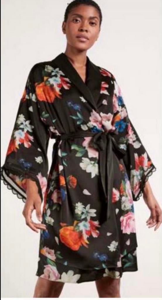 Ted Baker duster matglanzend satijn zwart met bloemenprint M, Ted Baker, Verzenden, Overige kleuren, Badjas