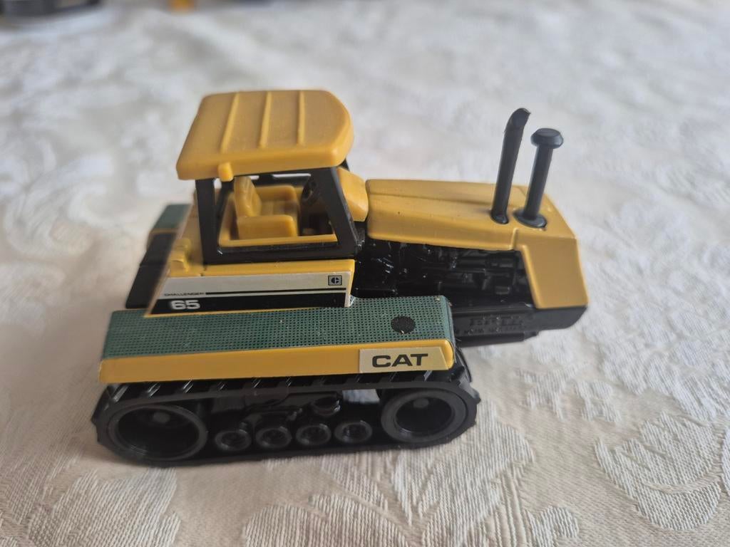 CAT rups, Ophalen of Verzenden, Bus of Vrachtwagen