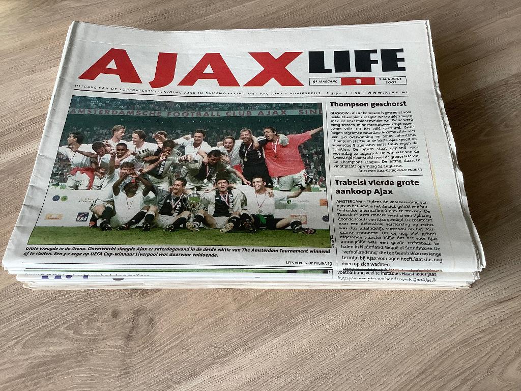 Ajax Life Krantjes 2001-2002, Ophalen of Verzenden, Zo goed als nieuw, Ajax, Boek of Tijdschrift