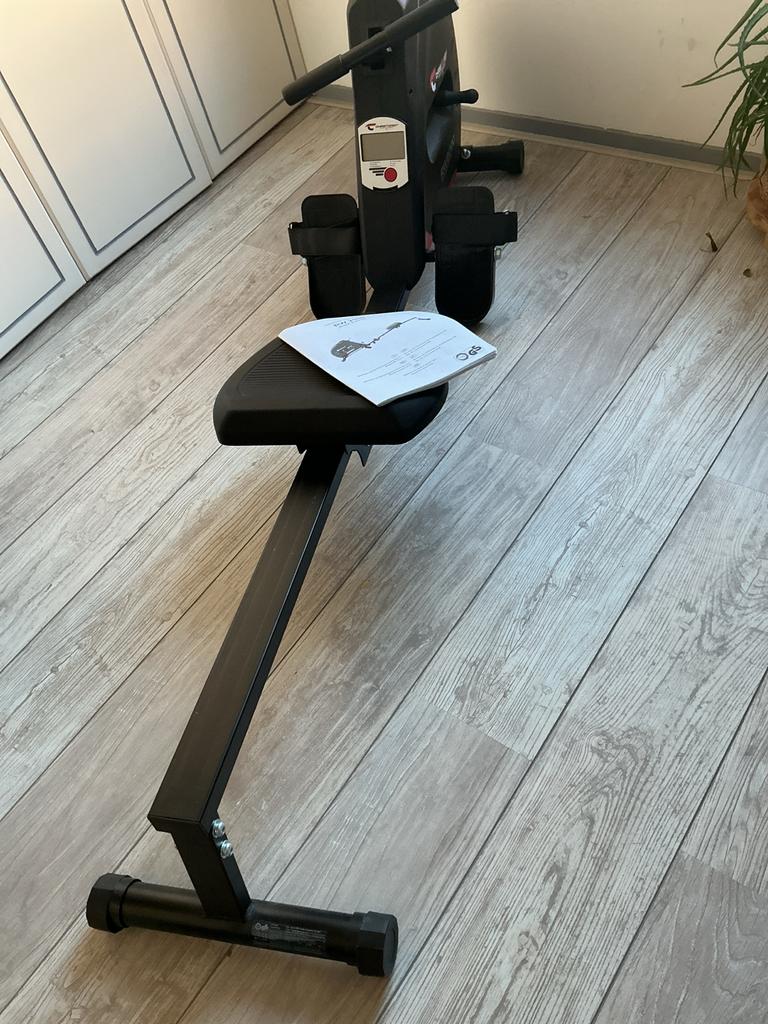 Christopeit RW 2000 roeiapparaat zwart in goede conditie., Ophalen, Gebruikt, Roeitrainer