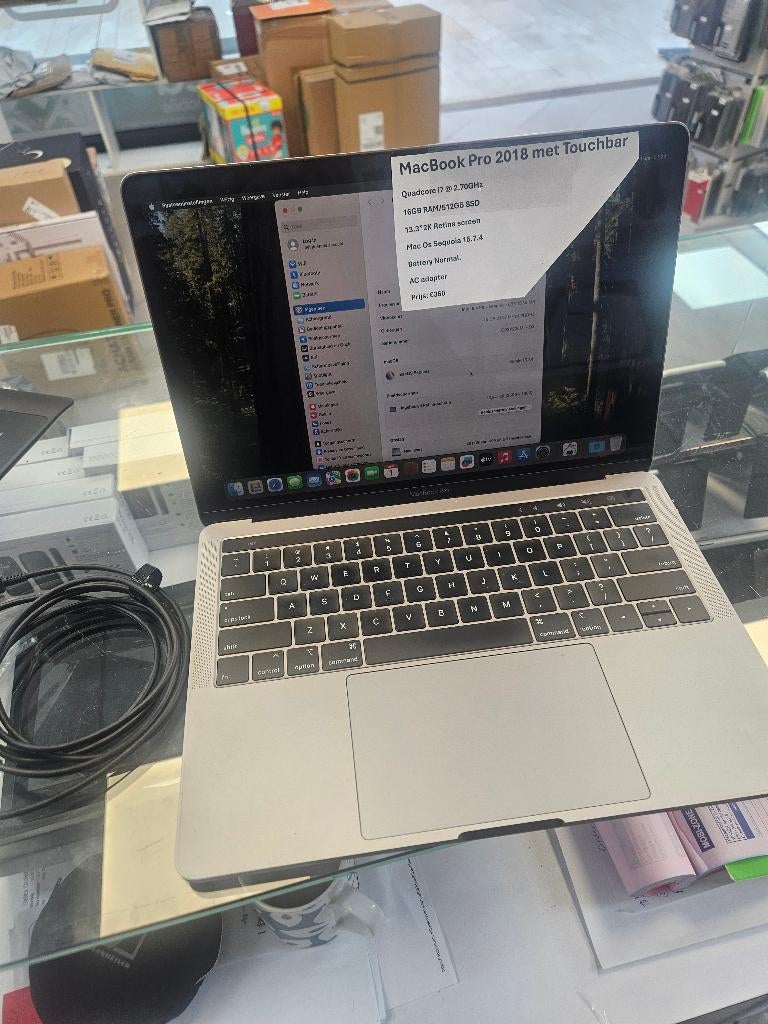 MacBook Pro 2018 i7 met touchbar 16GB/512GB €360, Computers en Software, Apple Macbooks, MacBook Pro, 2 tot 3 Ghz, 13 inch, Ophalen of Verzenden