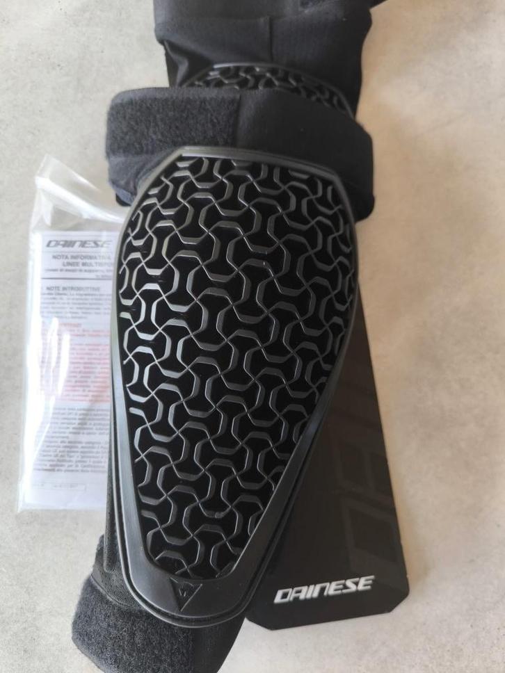 DaineseTrail Skins Air Elbow Guards - Elleboogbeschermer, Fietsen en Brommers, Fietsaccessoires | Fietskleding, Nieuw, Bovenkleding