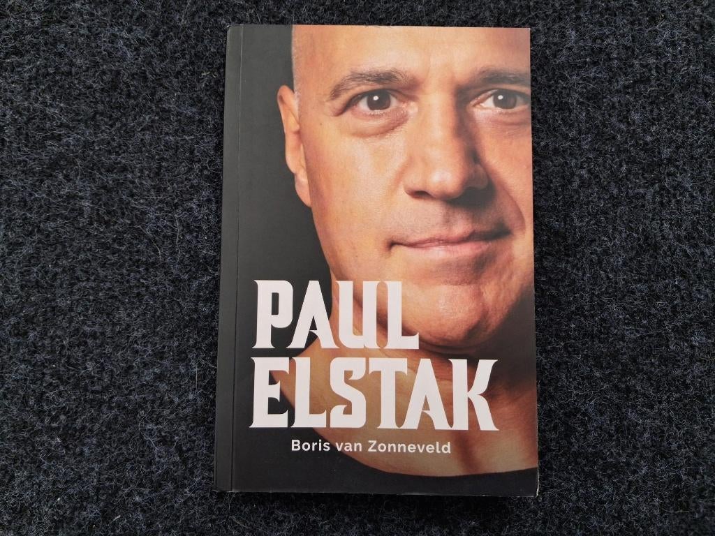Boek Paul Elstak, Boeken, Ophalen, Zo goed als nieuw, Boris van Zonneveld, Film, Tv en Media