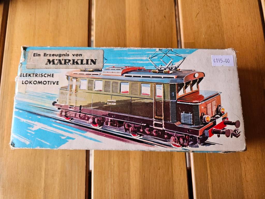 Märklin 3011 E44 Elektrische Locomotief (Vintage), Wisselstroom, Gebruikt, Locomotief, Ophalen of Verzenden