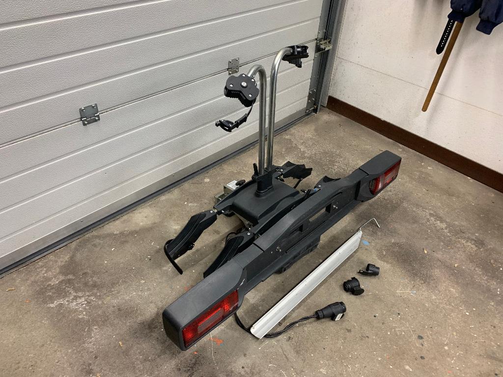 Fietsdrager Twinny Load, Ophalen, Elektrische fiets, Zo goed als nieuw, 2 fietsen