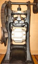 Antieke Gietijzeren Pers Oud Hollandsch, Antiek en Kunst, Antiek | Gereedschap en Instrumenten, Ophalen