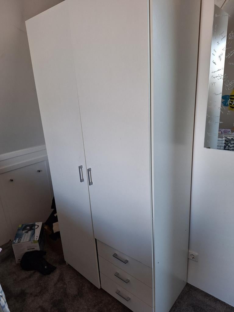 Witte kast in goede staat, Ophalen, Overige materialen, Gebruikt, Met deur(en)