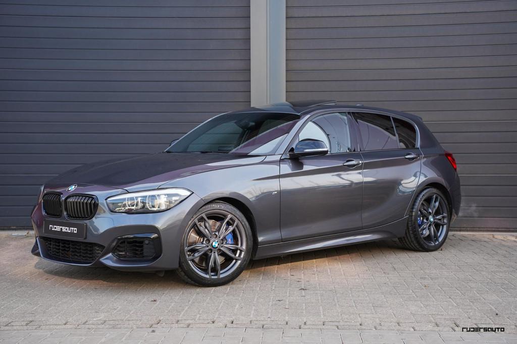 BMW 1-serie M140i LCI2 | Schuifdak | HK | Akrapovic uitlaat, Achterwielaandrijving, Gebruikt, Lichtsensor, 340 pk