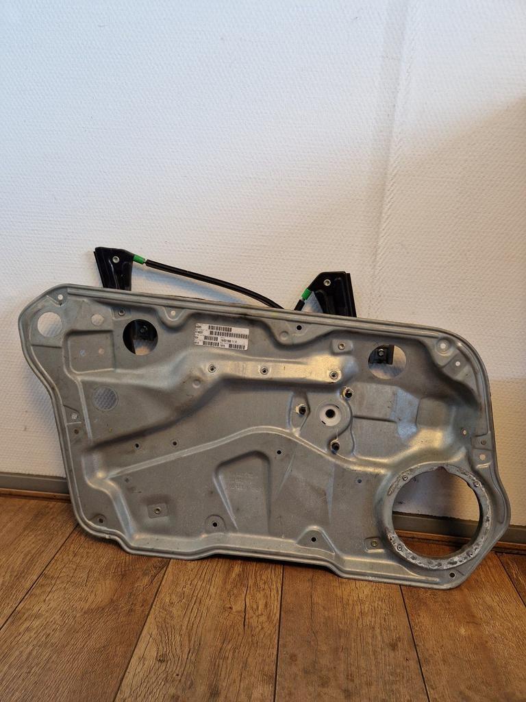 Raammechaniek Volkswagen Golf IV LV 4 deurs 1J4837755A, Gebruikt, -, -, Ophalen of Verzenden