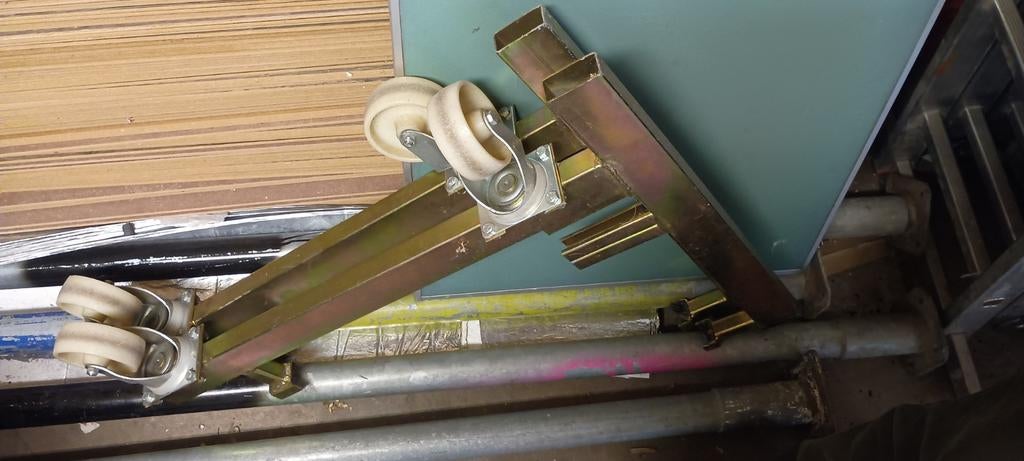 2 Steunen met wielen voor Jamet vouwwagen (zijstalling), Ophalen of Verzenden, Gebruikt